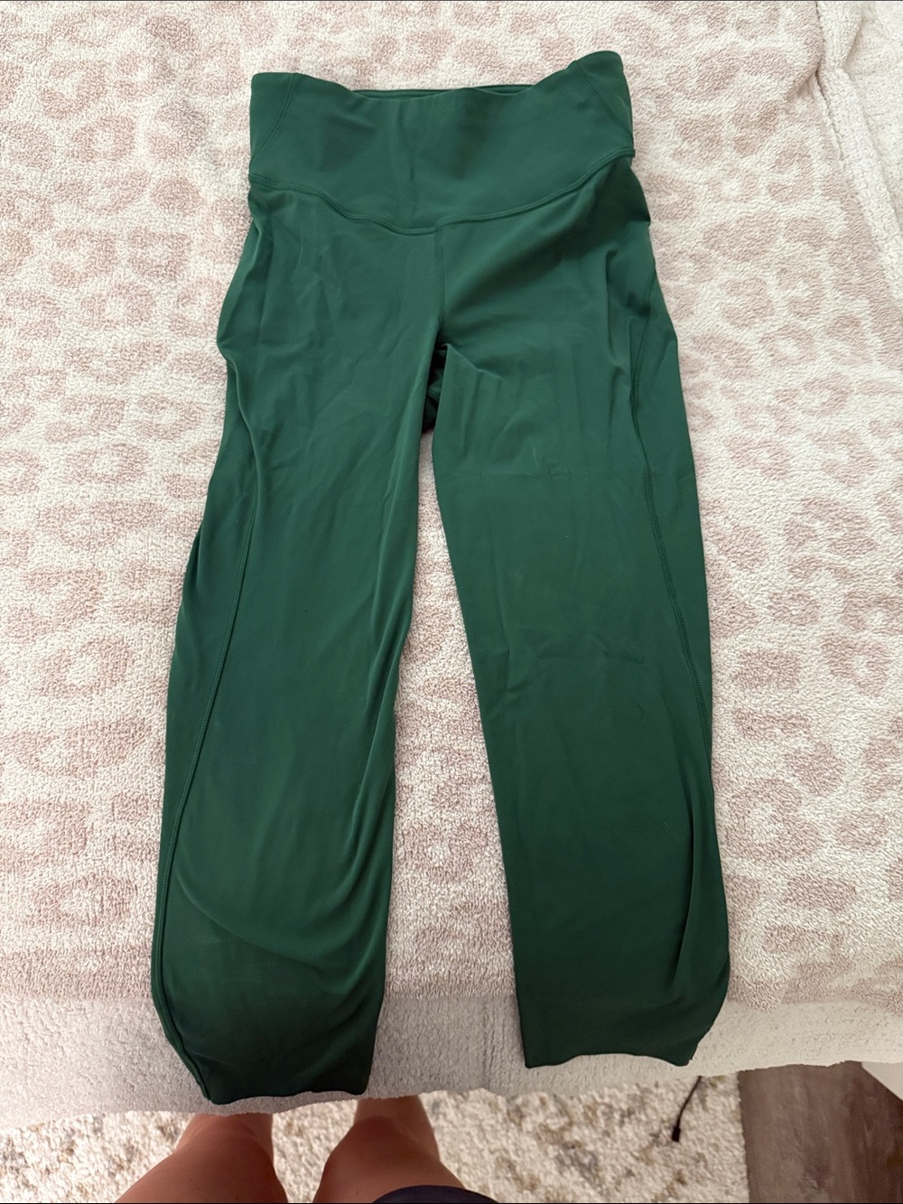 lululemon athletica High-Waist Wide-Leg Pants in Deep Green
